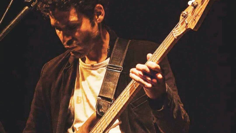 Pablo Poblado y los Telepáticos suenan bien en la noche en Nanas