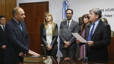 Guillón juró como interventor de Villa Río Bermejito