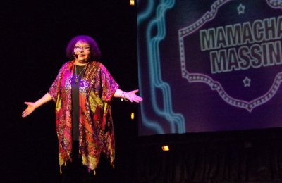 Mamacha Massín demuestra que no hay edad para descubrir el teatro