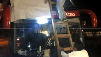 Atacan a piedrazos a un micro “Nuevo Expreso” de larga distancia