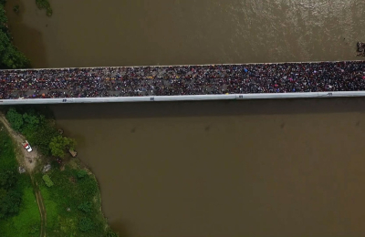 Las penurias de la caravana de hondureños migrantes