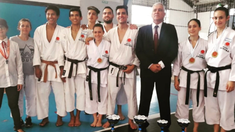 Destacada presentación de la delegación chaqueña en torneo nacional de karate