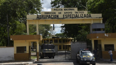 Un narco brasilero mató de 16 puñaladas a una mujer en una cárcel de máxima seguridad paraguaya