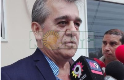El intendente Nievas se defendió pero no respondió preguntas