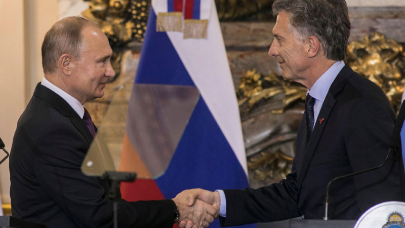 Rusia firma un acuerdo nuclear con Argentina, en competencia con China