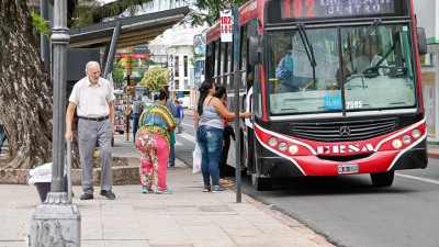 Se normaliza el servicio de recolección de residuos y micros