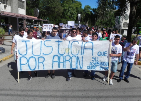 marcha Aaron.JPG