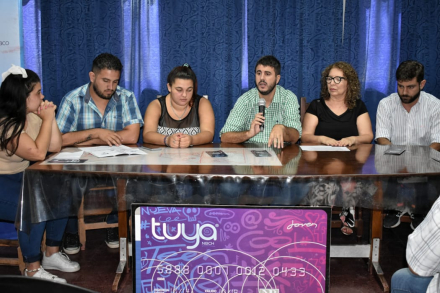 Tuya Joven.jpg