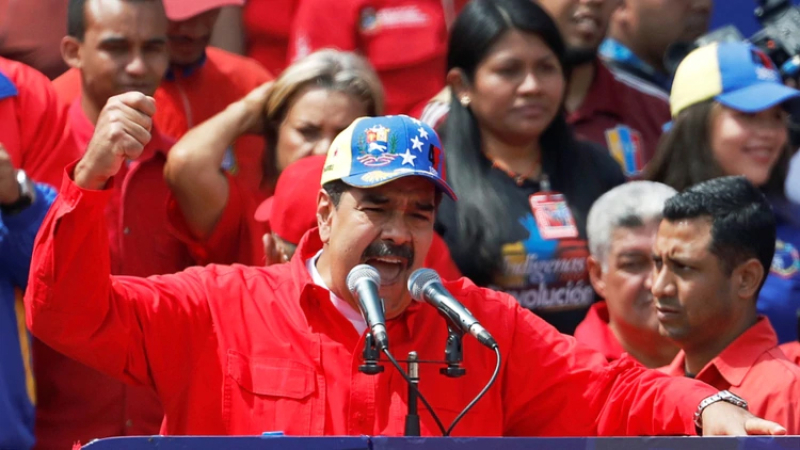 Maduro cerró todo el espacio aéreo de Venezuela y la frontera terrestre con Brasil