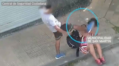 Agreden a una mujer en plena calle en Buenos Aires