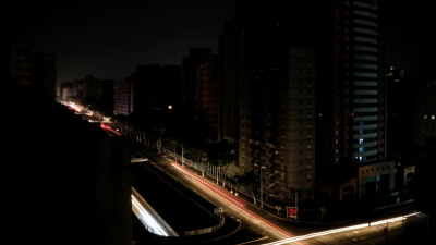 Apagón en Venezuela: la angustia de los ciudadanos se agrava en la tercera jornada sin electricidad