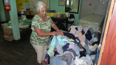 Habilitan escuelas como albergues para evacuados