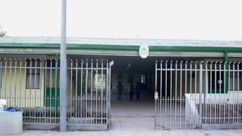 Padres de una escuela de Las Breñas acudieron a la justicia para que se dicten clases