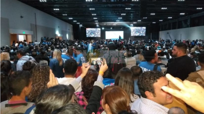 Todo listo para recibir a Cristina Fernández