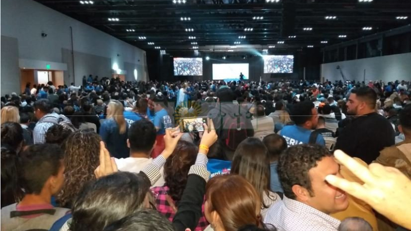 Todo listo para recibir a Cristina Fernández