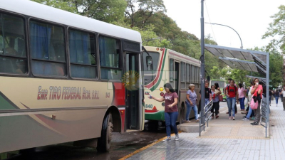 Tregua y apertura de negociaciones en el transporte público