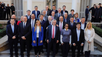 Peppo y Fernández firmaron el compromiso federal por el desarrollo del Chaco