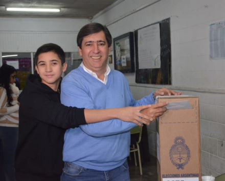 Gustavo-votación.jpeg