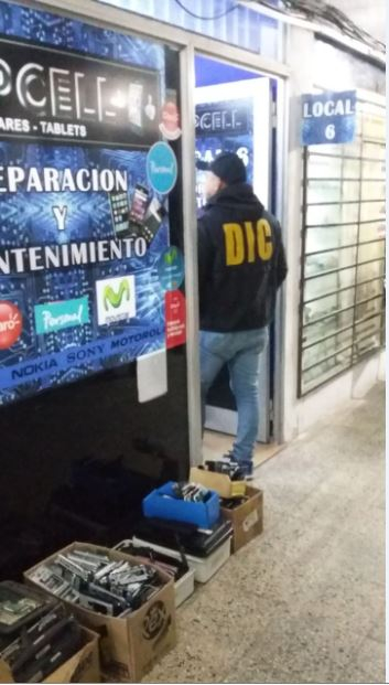 Banda celulares 2.JPG