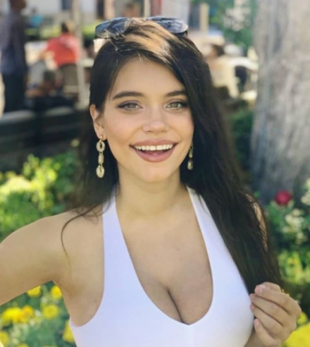 Eva de Dominici.jpg