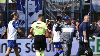 En el día del debut de Maradona, Racing se llevó un triunfazo ante Gimnasia en La Plata