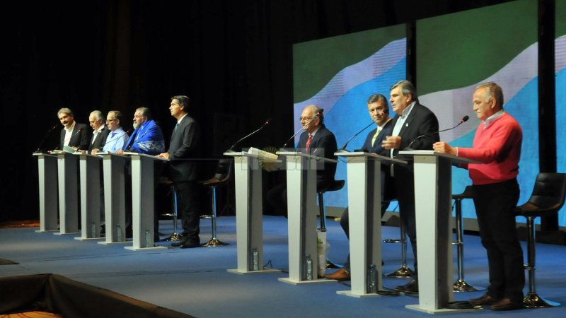 Los candidatos a gobernador tuvieron un nuevo debate a diez días de las elecciones
