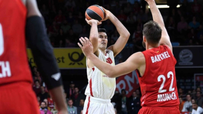 Euroliga: buen debut de Scola en la derrota en Olimpia Milano ante Bayern