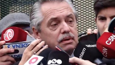 Alberto Fernández cruzó a un periodista que le preguntó por Cristina Kirchner: "Andá a trabajar de periodista"