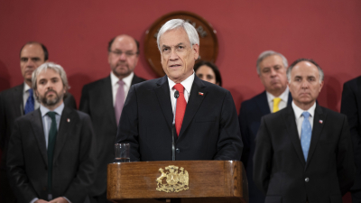 Piñera enfrenta a opositores en el Congreso que quieren destituirlo