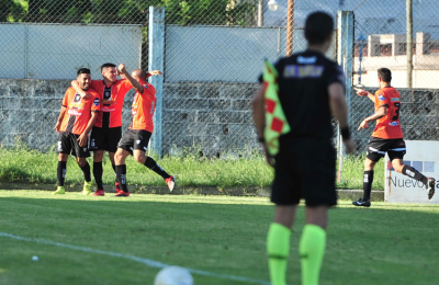 For Ever y triunfo anímico en la previa del duelo con Sarmiento