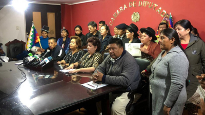 La policía de Bolivia busca negociar "la paz" con simpatizantes de Evo