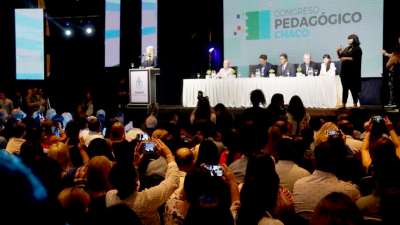 Con autoridades nacionales, arrancó el Congreso Pedagógico en el Chaco