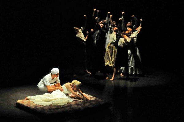 <p>FOTOGRAFIA TOMADA EL 24-05-2019 EN EL TEATRO GUIDO MIRANDA. EL CUERPO DE BAILE DEL BALLET CONTEMPORANEO DEL CHACO CON LA OBRA EVA.</p>
<p>Foto: Jorge "Punky" Flores </p>