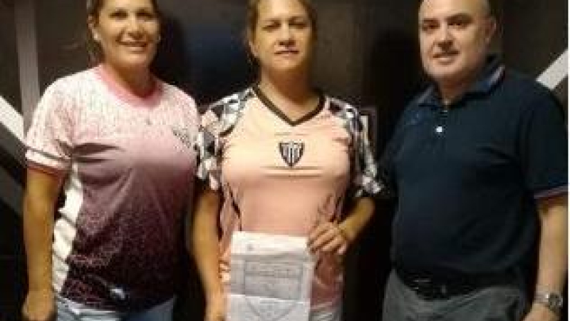 Chaco For Ever, el primer club en incorporar una futbolista transgénero