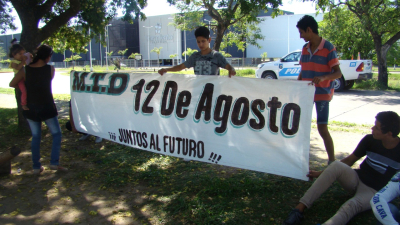 Movilización con corte de calles ocasionó caos en la Sarmiento