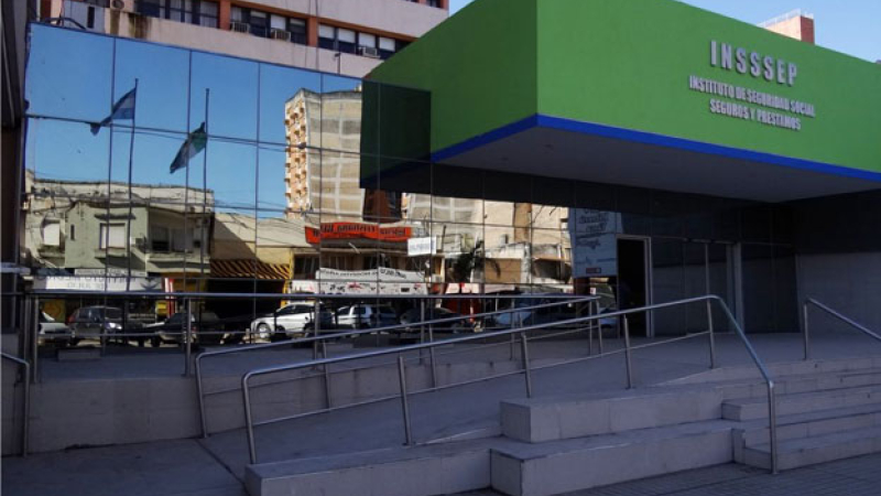 El Insssep está pagando los seguros de vida con cuatro años de retraso