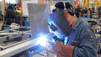 La Unión Industrial pidió la urgente reapertura de los bancos