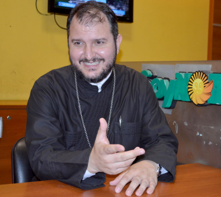 sacerdote.jpg