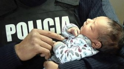Resistencia: nacer en tiempos de pandemia con ayuda de efectivos policiales
