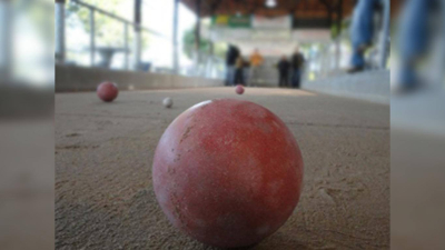 Casos insólitos de los detenidos en cuarentena: torneo de bochas, partido de golf y asado al aire libre