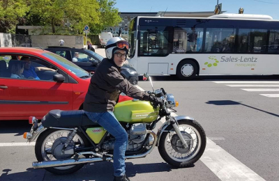 Las motos  como ‘actividad de ocio individual’