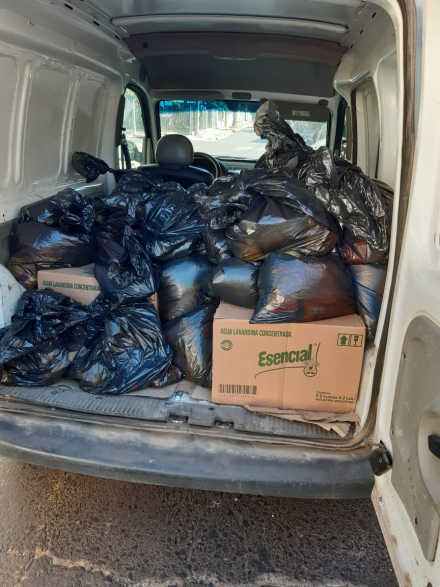 Decarga y carga de mercaderia. ENTREGA CHACO (6).jpeg