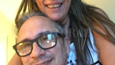 El líder de Los Enanitos Verdes se casó con su novia de la juventud, después de 32 años sin verse