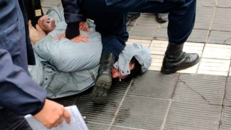 La autopsia reveló que el hombre que detuvo la Policía de Tucumán murió asfixiado como George Floyd
