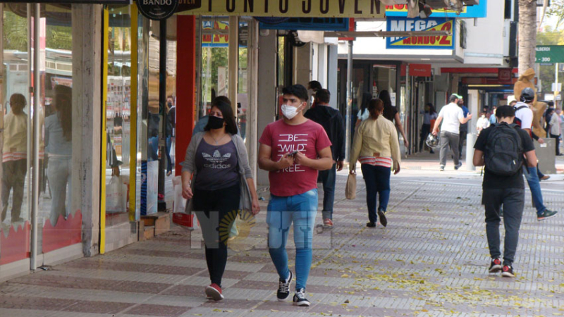 Decreto “nuevo”, costumbres “viejas” en todo el área metropolitana