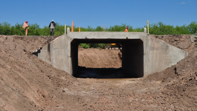 Vialidad Nacional finalizó la obra en el canal Uno en Castelli