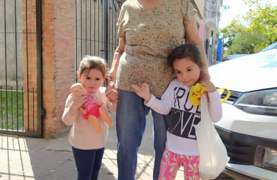 Vínculos sociales, primer blanco de la pandemia