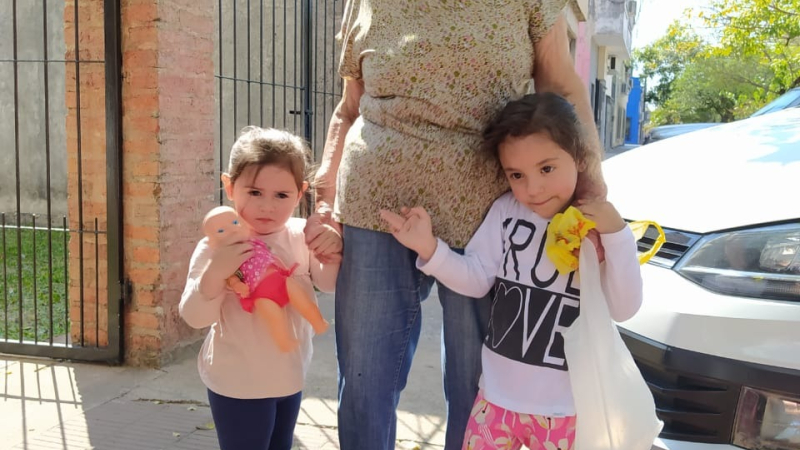 Vínculos sociales, primer blanco de la pandemia