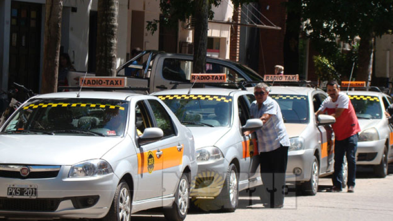 Nueva normalidad para remiseros y radiotaxistas