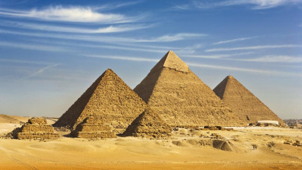egipto Pirámides de Giza.jpg